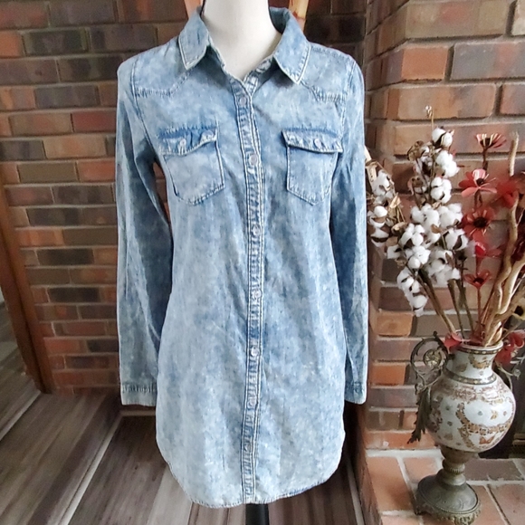 ASOS Dresses & Skirts - New Look Acid Wash Chambray Button Up Shirt Dress